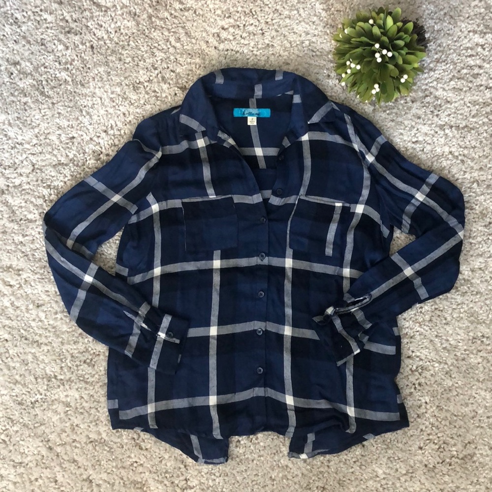 Navy/Blue/White Flannel w/ Open Back